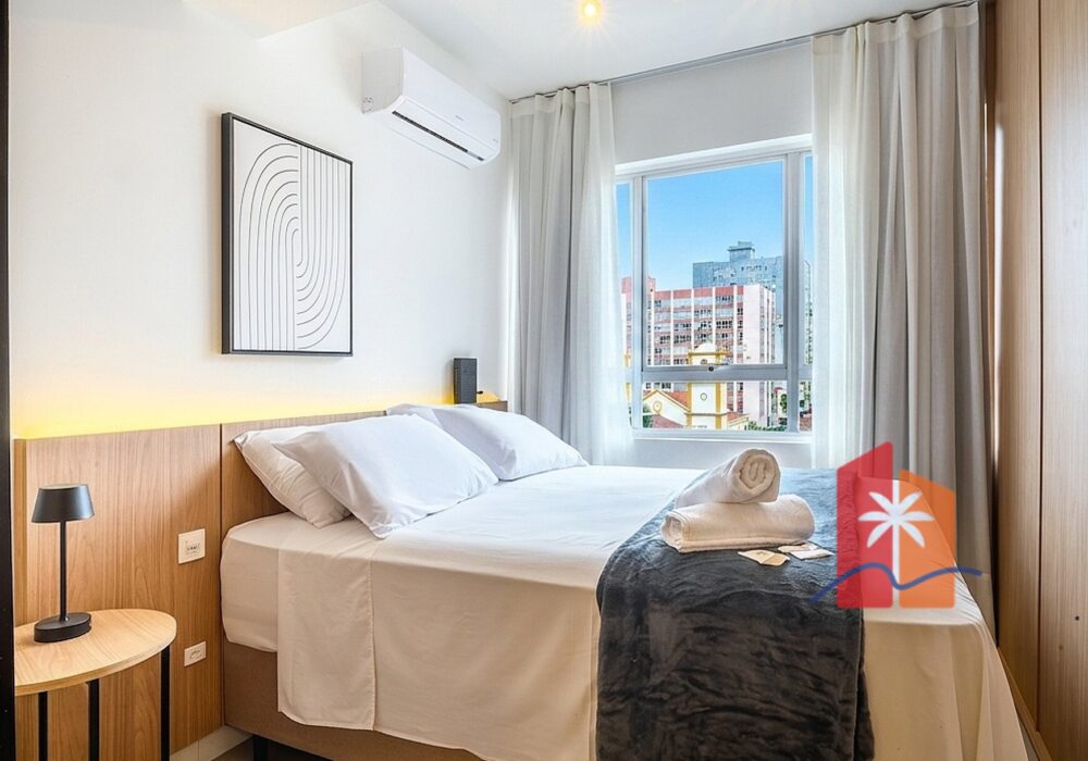 _1_capa_principais_1__quarto+cama+vista_cidade