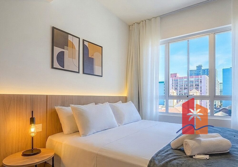 _4_apoio_principais_1__quarto+cama+vista_cidade